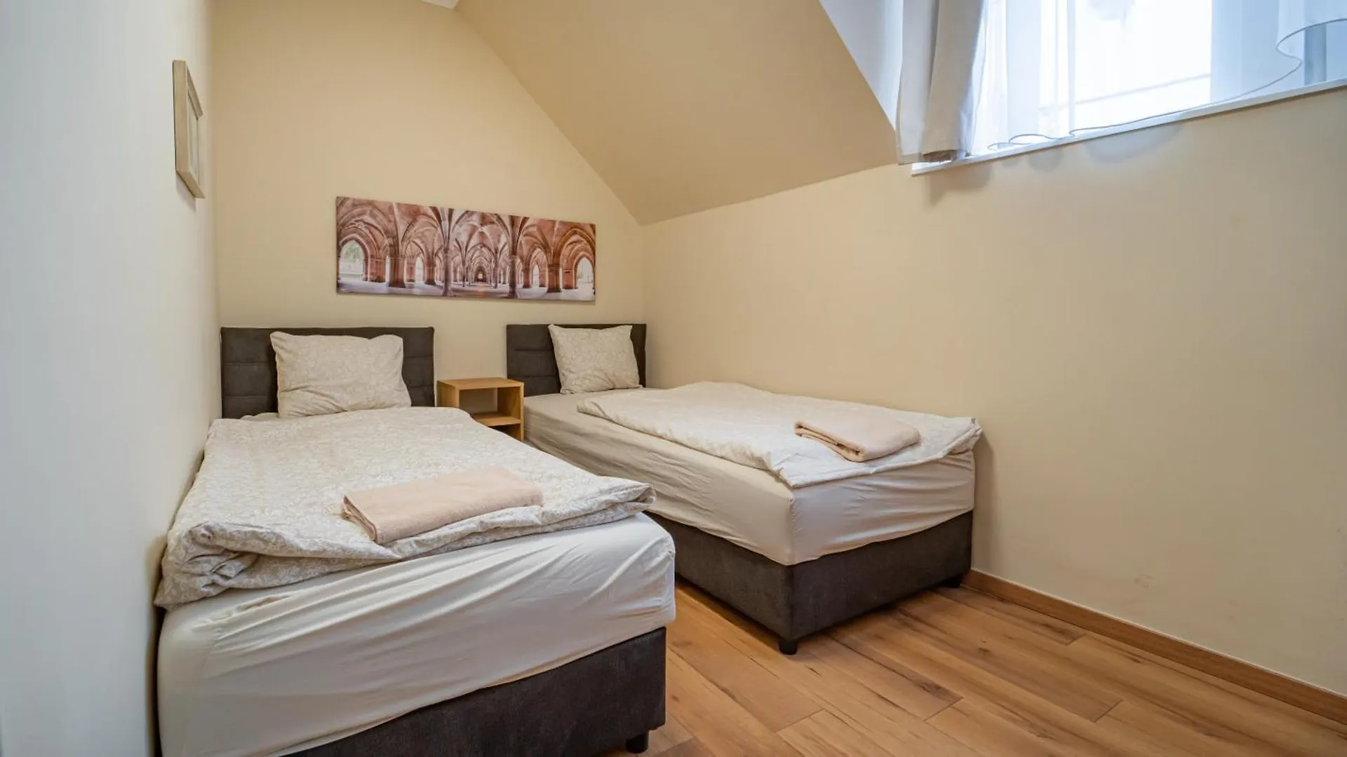 شقة Palmy Apartmanhouse Maglod