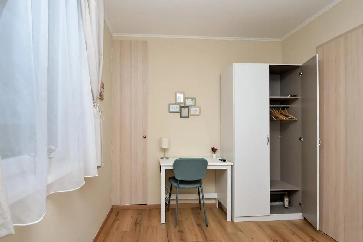 Palmy Apartmanhouse Maglod Hungary