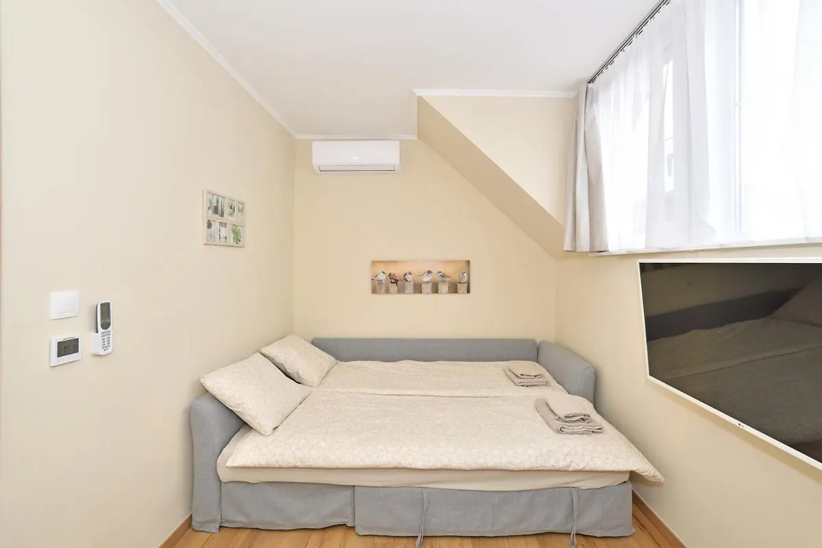 Palmy Apartmanhouse Maglod